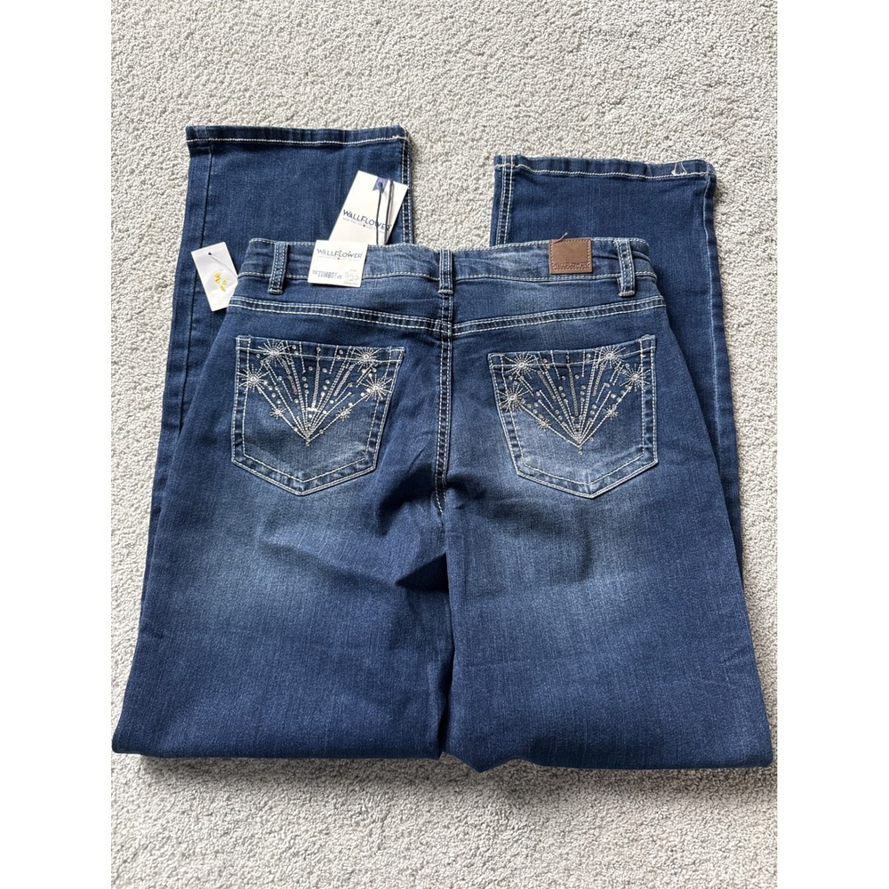 WallFlower Tomboy Fit Dark Wash Straight Leg Embellished Jeans Size 5/27 NWT
